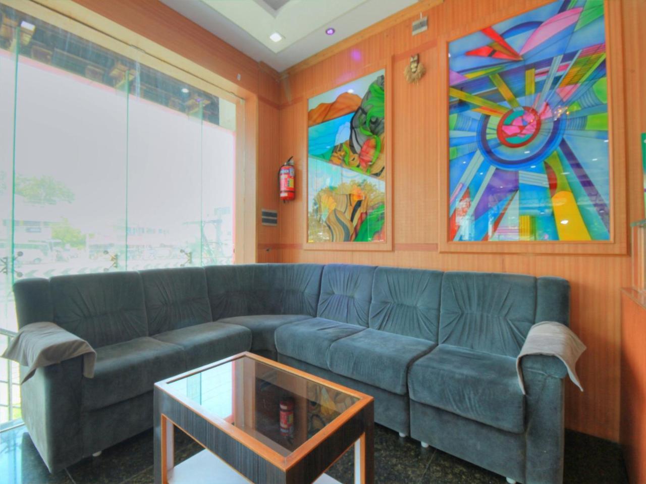 Tiruchirappalli Oyo 15948 Hotel Srees المظهر الخارجي الصورة
